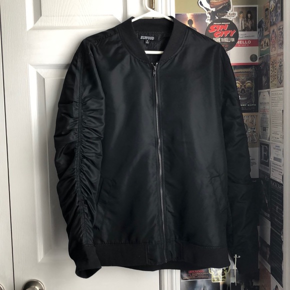 Elwood Other - 💥SOLD💥🛹NEW Black Elwood Bomber Jacket🛹